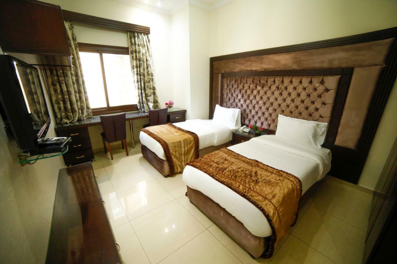 Villa Queens Beirut Esterno foto